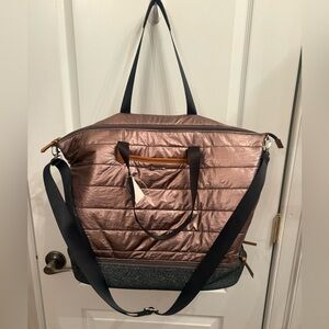 STELLA & DOT CRUSH IT TRAVEL BAG Weekender Duffle Bag ROSE GOLD Shoe Pocket